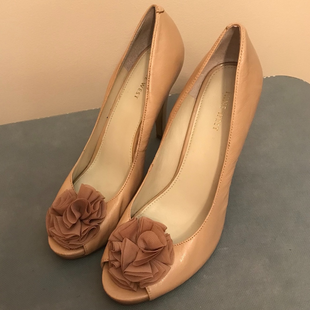 Nine West Nude Peep Toe Pumps